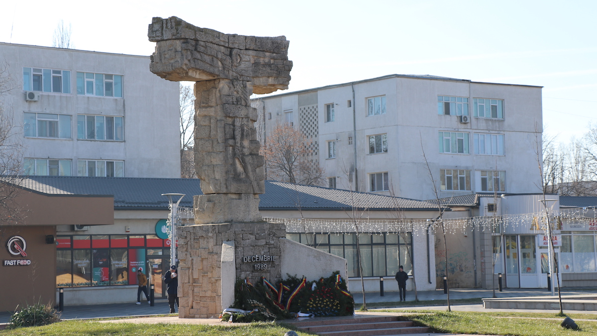 Monumentul Eroilor Revoluției din 1989, Slobozia. FOTO Adrian Boioglu