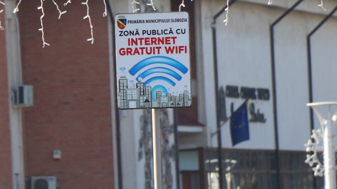 Internet gratuit în Slobozia. FOTO Adrian Boioglu