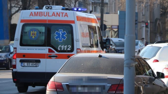 Ambulanță în misiune. FOTO Adrian Boioglu