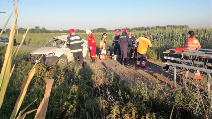 Accident rutier pe DC 27 între localitatea Roșiori și satul Chiroiu. FOTO ISU Ialomița